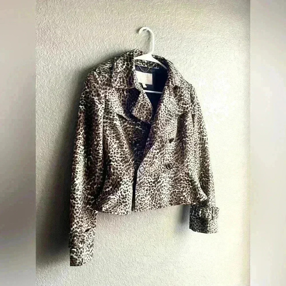 Banana Republic Leopard Peplum Jacket Short Trench XS Button-up EUC - Picture 3 of 11